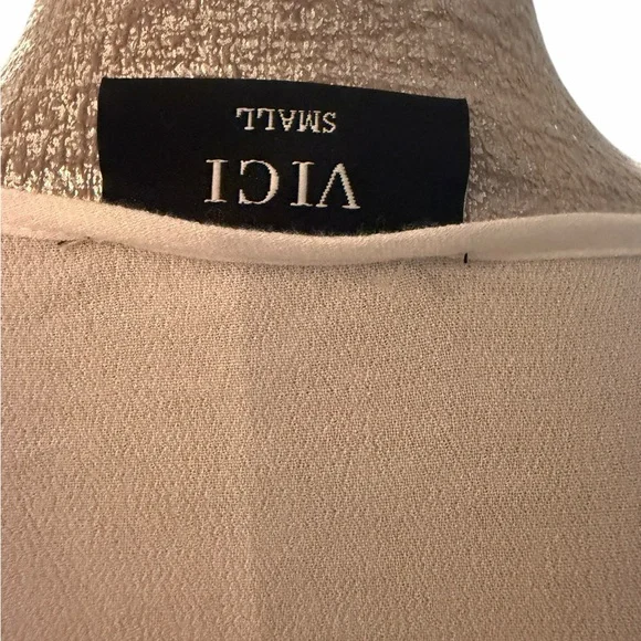 Vici Cream Floral Embroidered Blouse Boho Babydoll
shirt Womens - Picture 5 of 5